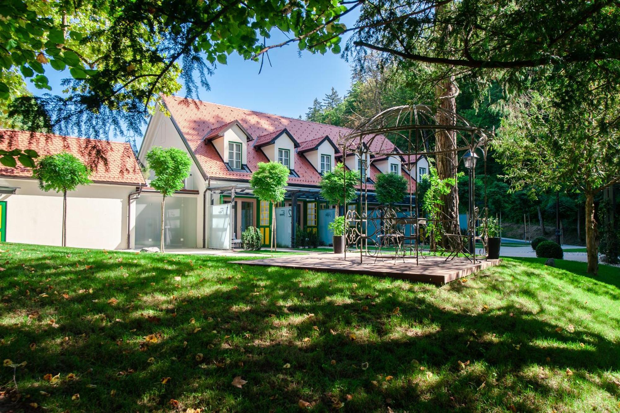 Spa Suite Dobrna - Terme ドブラナ エクステリア 写真